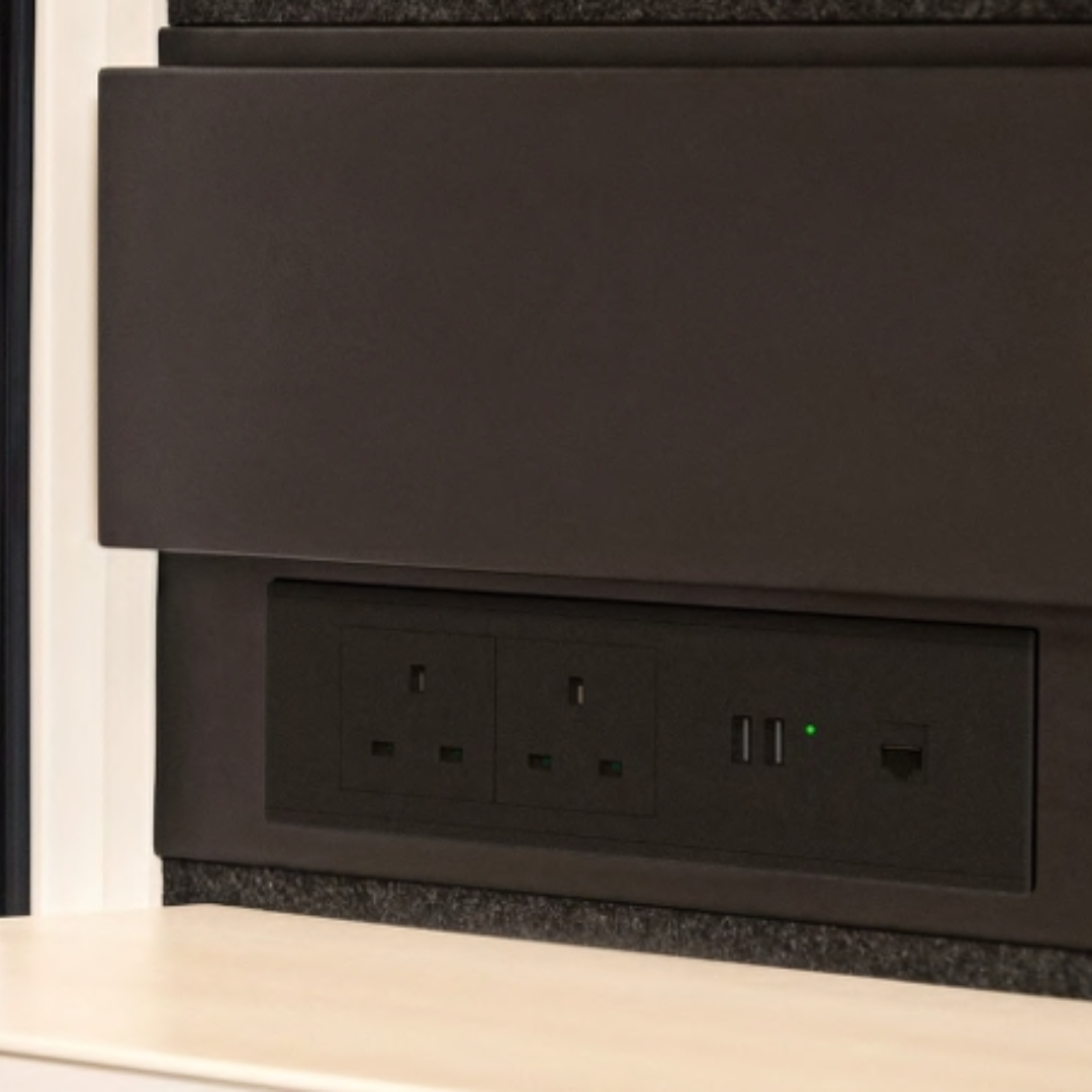 KOPLUS POWER OUTLET